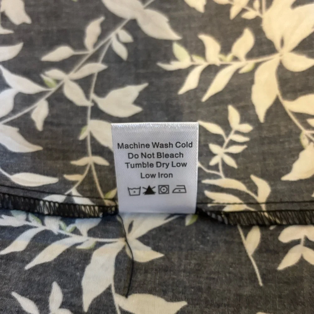 NWT Tuckernuck Verdant Iris Avalon Blouse w/ Green and White Leaf Pattern Sz XS - Picture 10 of 10
